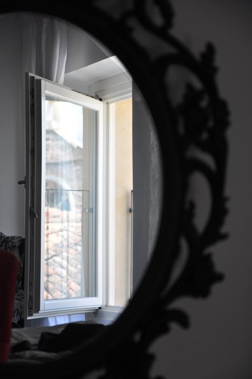 Casa Fola - City Centre Rooms Βερόνα Εξωτερικό φωτογραφία
